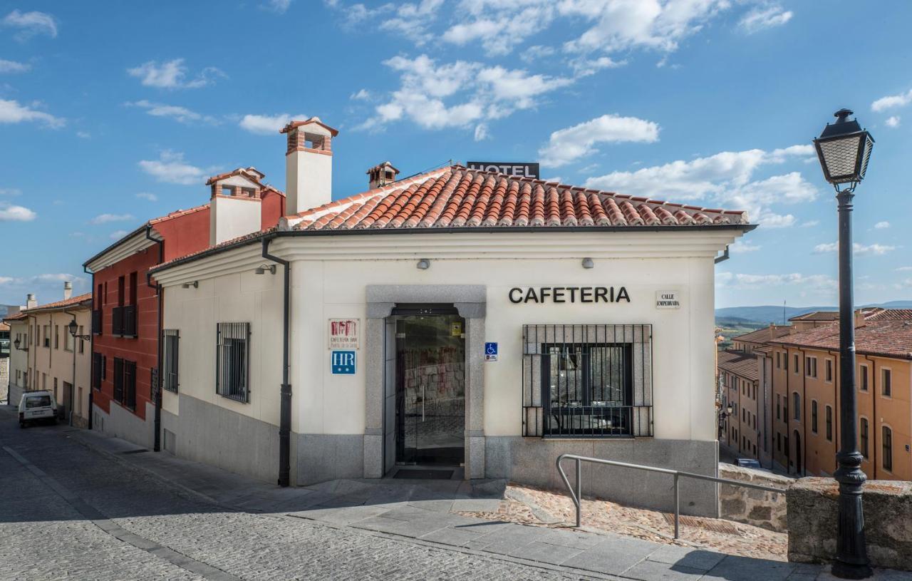 Hotel Puerta De La Santa Ávila Екстериор снимка